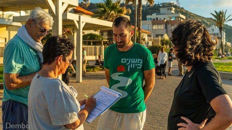 ציוד לדוכן רחוב למשך שבועיים